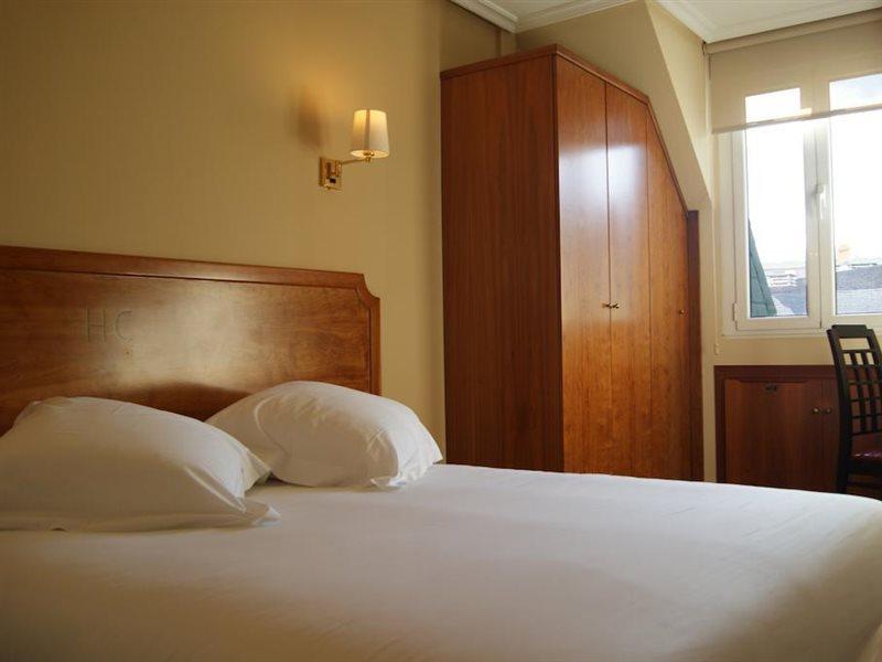 El Retiro De Cardea Hotel Oviedo Kültér fotó