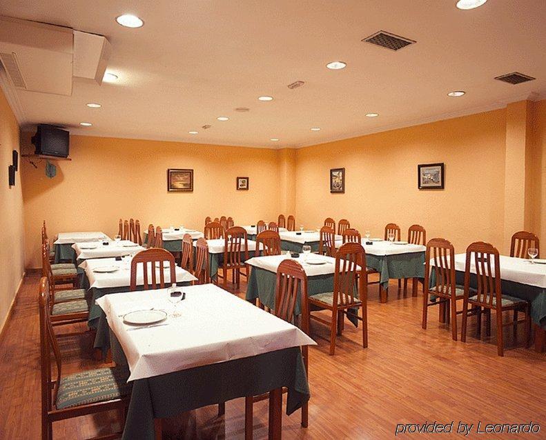El Retiro De Cardea Hotel Oviedo Étterem fotó