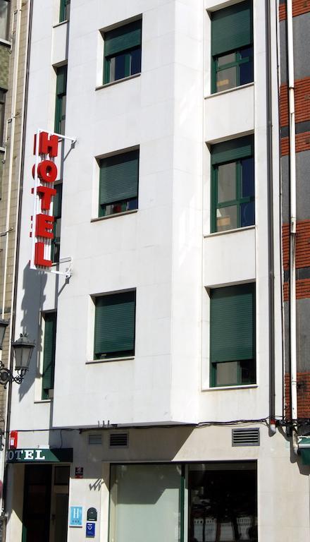 El Retiro De Cardea Hotel Oviedo Kültér fotó